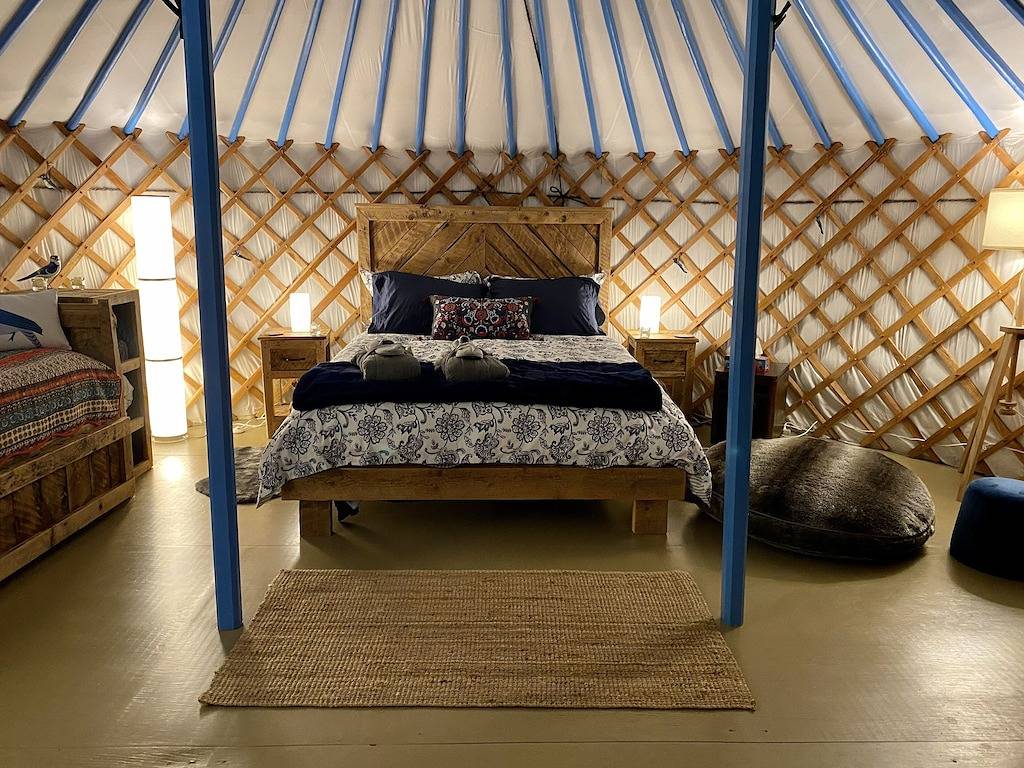 The Blue Jay Yurt- Our Pet Friendly Yurt in Kings County (Kanada)