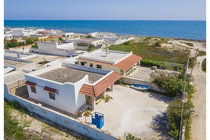 Villa für 6 Personen, mit Terrasse und Meerblick, mit Haustier in Apulien - 2