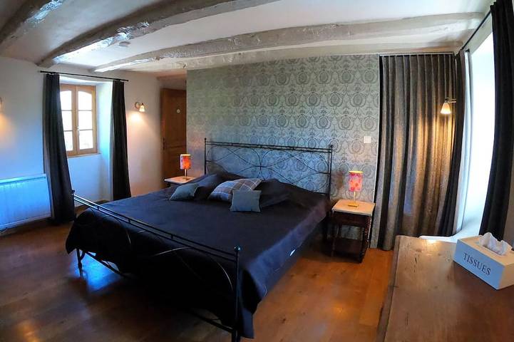 Location de vacances pour 8 personnes, avec jardin à Bétaille - 2