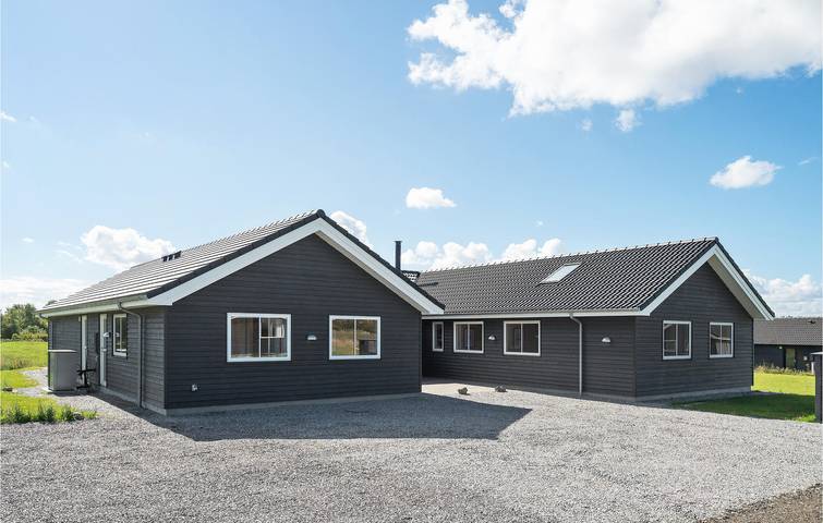 Ferienhaus für 18 Personen, mit Whirlpool und Sauna sowie Pool und Terrasse in Råbylille Strand - 3