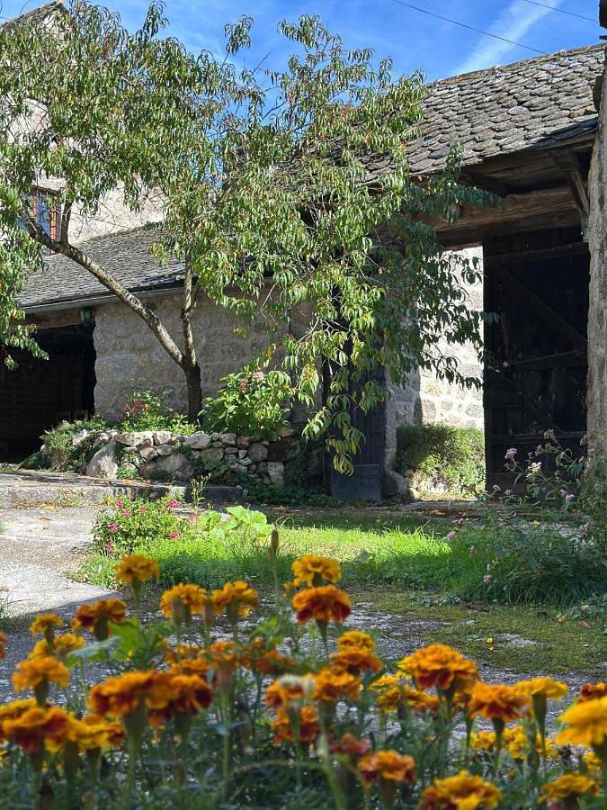 Location de vacances pour 9 personnes, avec Terrasse et Jardin à Le Nayrac