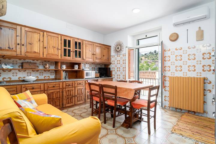 Location de vacances pour 5 personnes, avec balcon, animaux acceptés dans Dorgali - 4