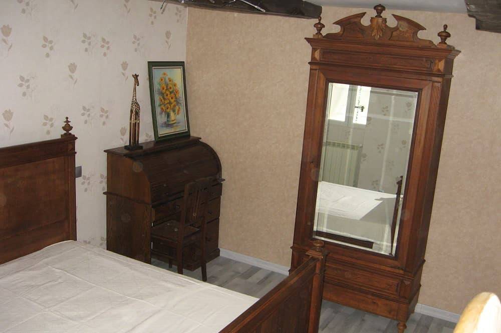 Gîte paisible dans la campagne gersoise in Montesquiou, Gers