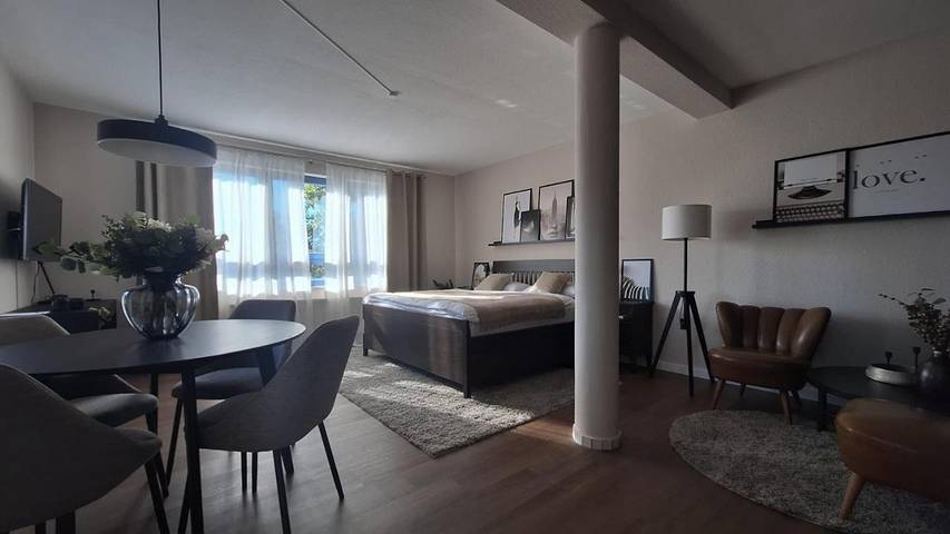 Ferienwohnung für 2 Personen, mit Terrasse und Garten sowie Ausblick in Sulz am Neckar