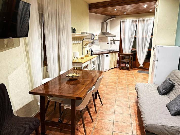 Location de vacances pour 12 personnes, avec vue et terrasse, animaux acceptés à Arjona (homonymie)