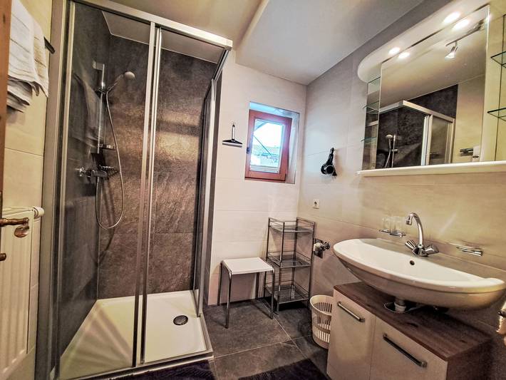 Ferienwohnung für 4 Personen, mit Balkon und Terrasse in Wildschönau - 2