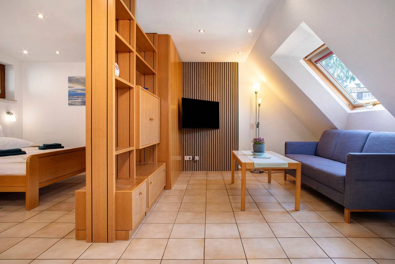 Ganze Wohnung, Ferienwohnung "Dg2" im "Gästehaus Heinemann" am Bodensee in Langenargen, Region Bodensee-Oberschwaben