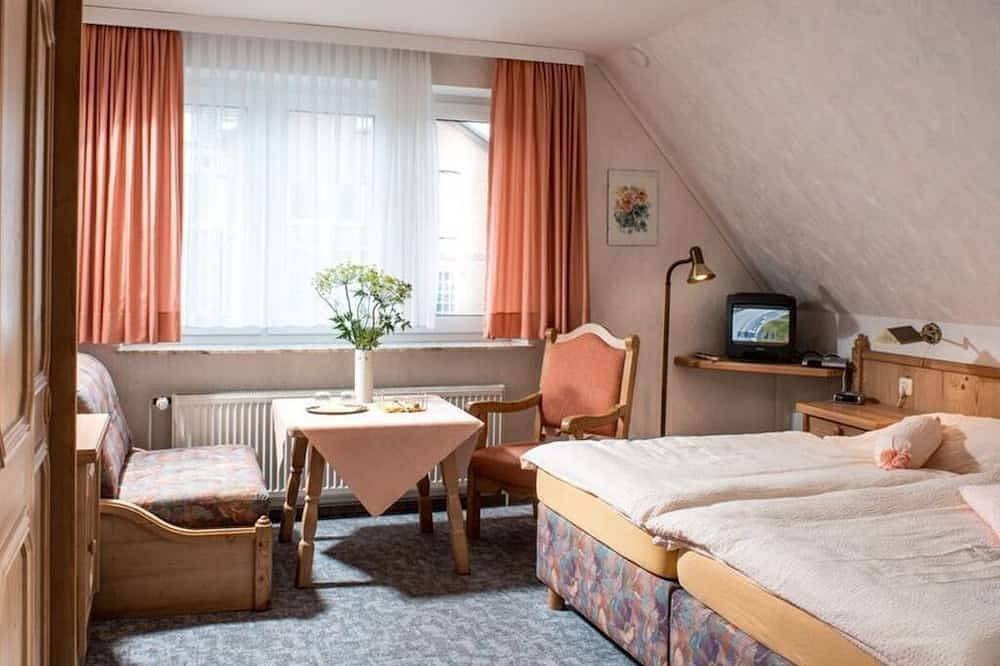 Doppelzimmer 2 - Pension Wiesengrund in Welt, Eiderstedt