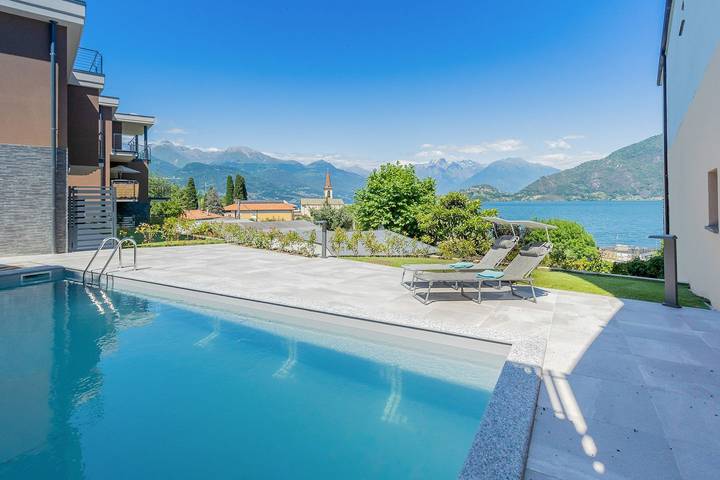 Bauernhof für 4 Personen, mit Terrasse und Garten sowie Pool und Seeblick am Comer See