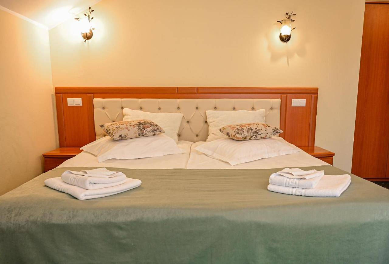 Standard Double or Twin Room in Walachia