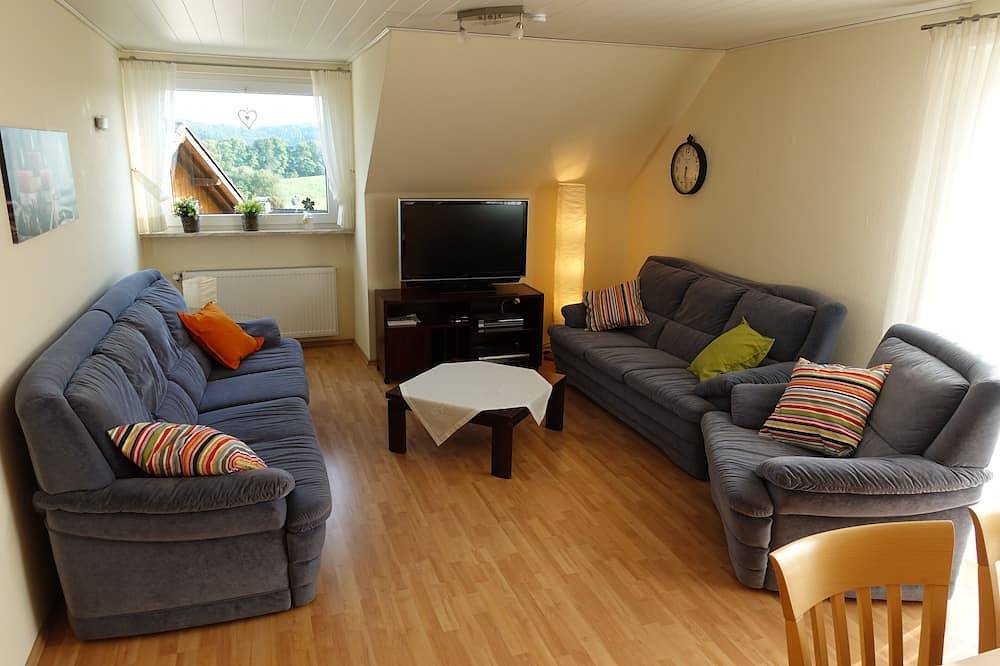 Ganze Wohnung, Helle 108 qm große Ferienwohnung in Lindlar, Oberbergischer Kreis