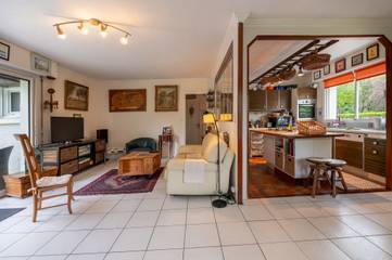 Location de vacances pour 6 personnes, avec jardin à Saint-Nolff