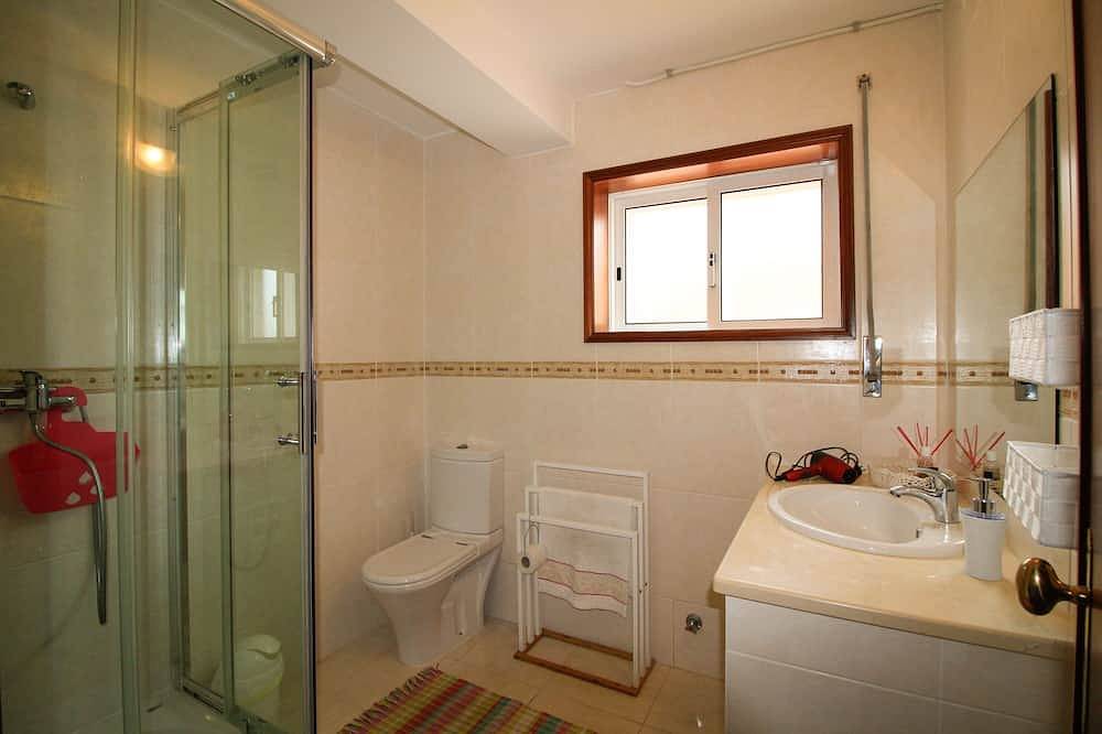 Green Teich House. Ideal für Familien, Strand, Wifi in Esmoriz, Aveiro Distrikt