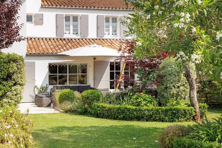 Maison d’hôte pour 4 personnes, avec terrasse et jardin à Saint-Martin-de-Ré