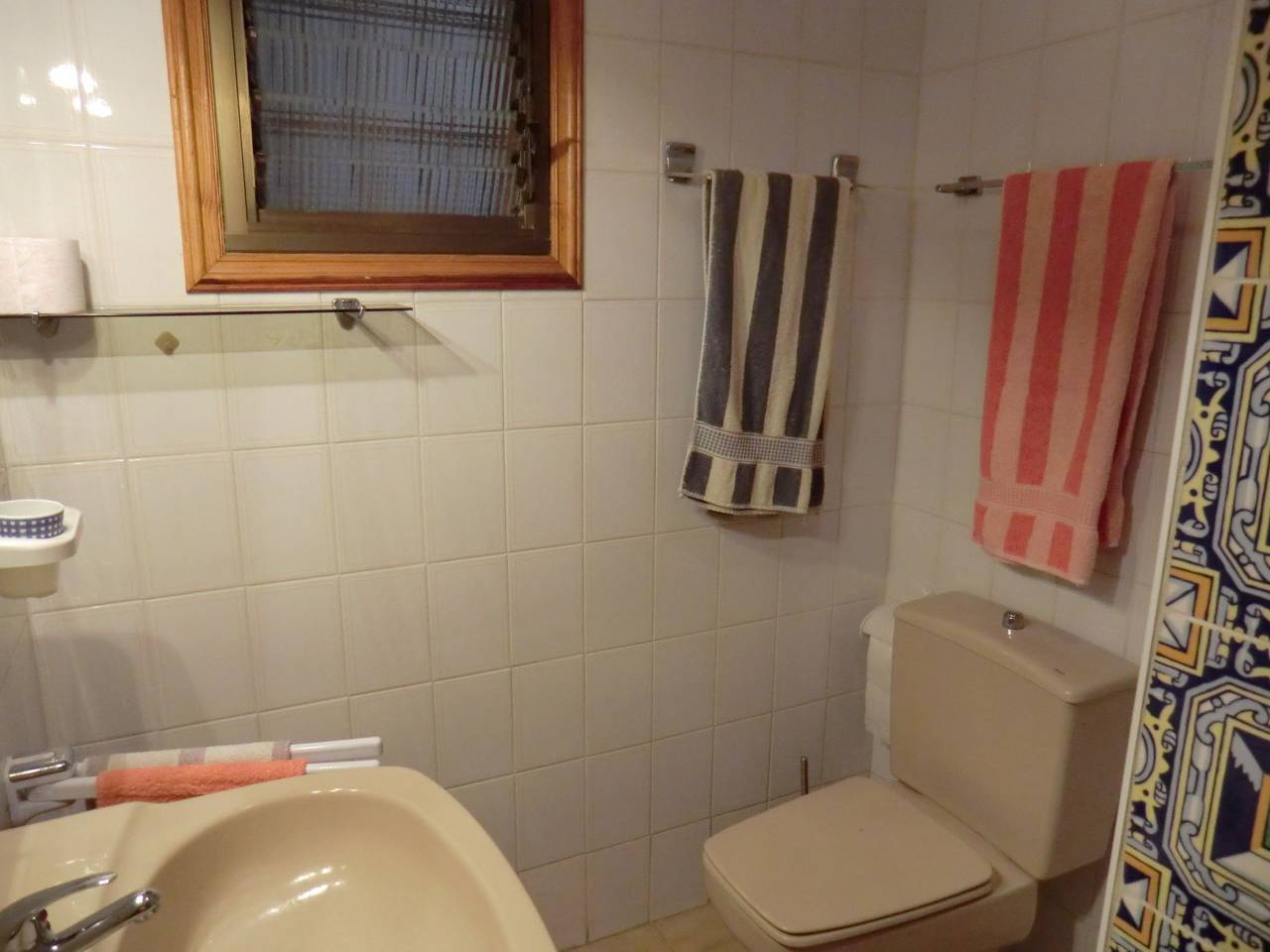 Apartamento entero, Ruhige Ferienwohnung mit Pool und Meerblick in Playa de los Guíos, Santiago del Teide