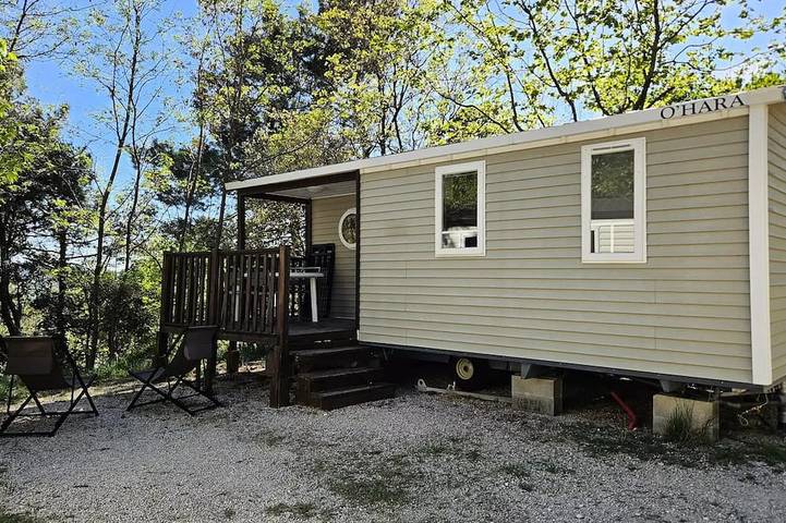 Mobil home pour 4 personnes à Venterol