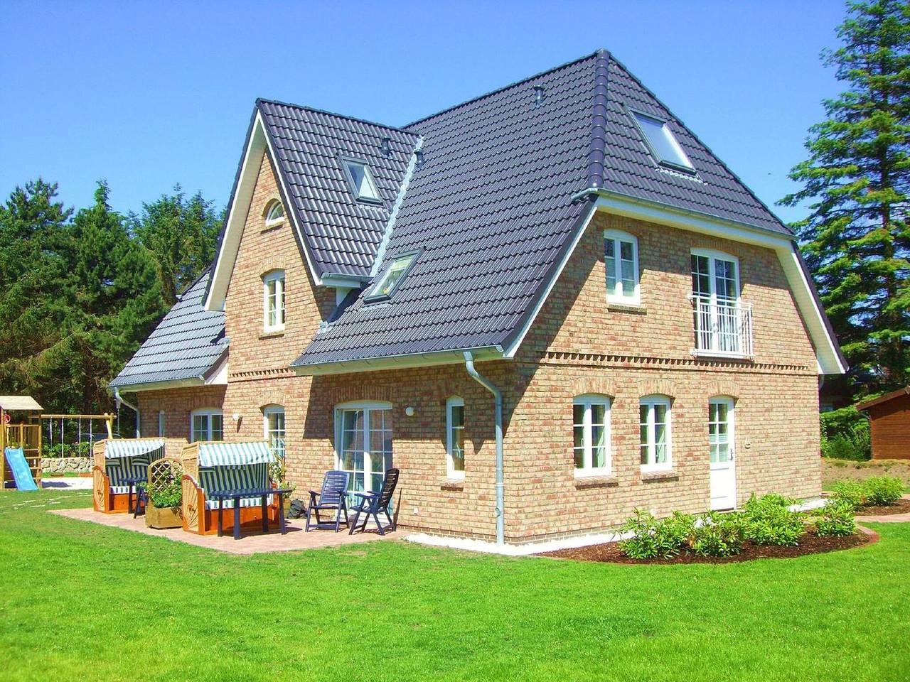 Ganze Wohnung, Ausguck: Hüs in Lee auf Amrum, Waldnähe, Garten, Kinderspielplatz für Kinder, Sauna, Wlan in Nebel, Amrum
