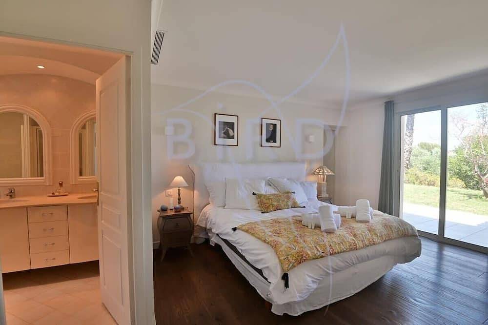 Belle maison familliale à Peymeinade 10 Pax in Peymeinade, Region de Cannes