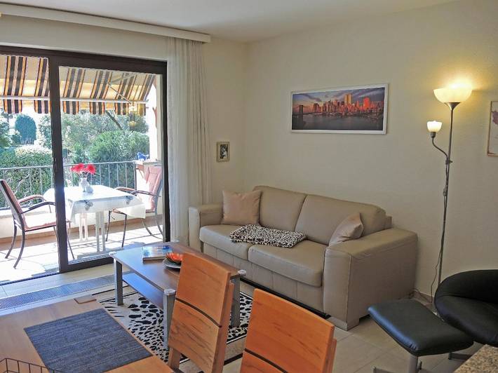 Appartement entier, Appartement de vacances pour 4 personnes avec piscine in Ascona, Alpes tessinoises