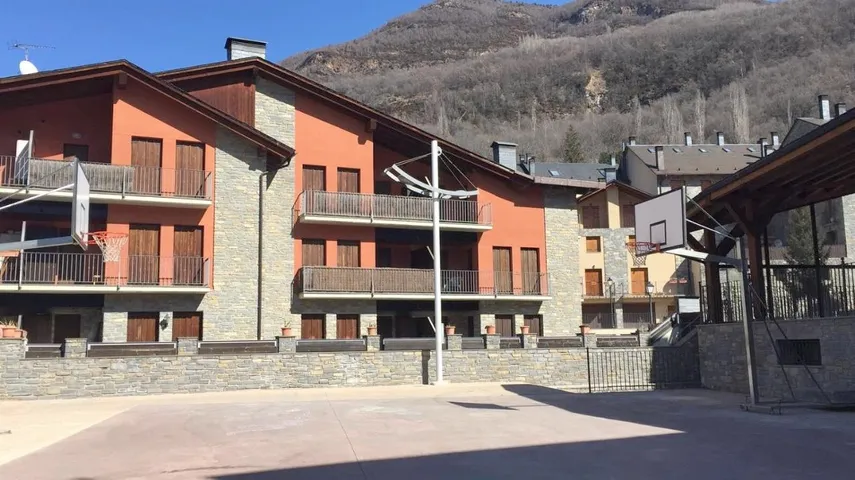 Ferienwohnung für 4 Personen, mit Terrasse und Ausblick - 1