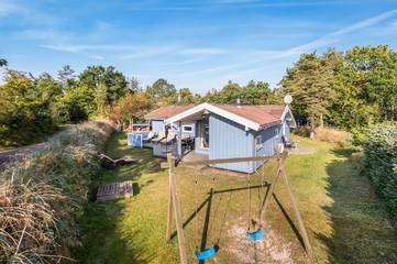 Ferienhaus für 6 Personen, mit Terrasse und Sauna in Øster Hurup
