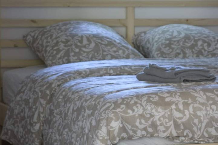 Location de vacances pour 10 personnes, avec terrasse ainsi que piscine et jardin à Fontcouverte - 3