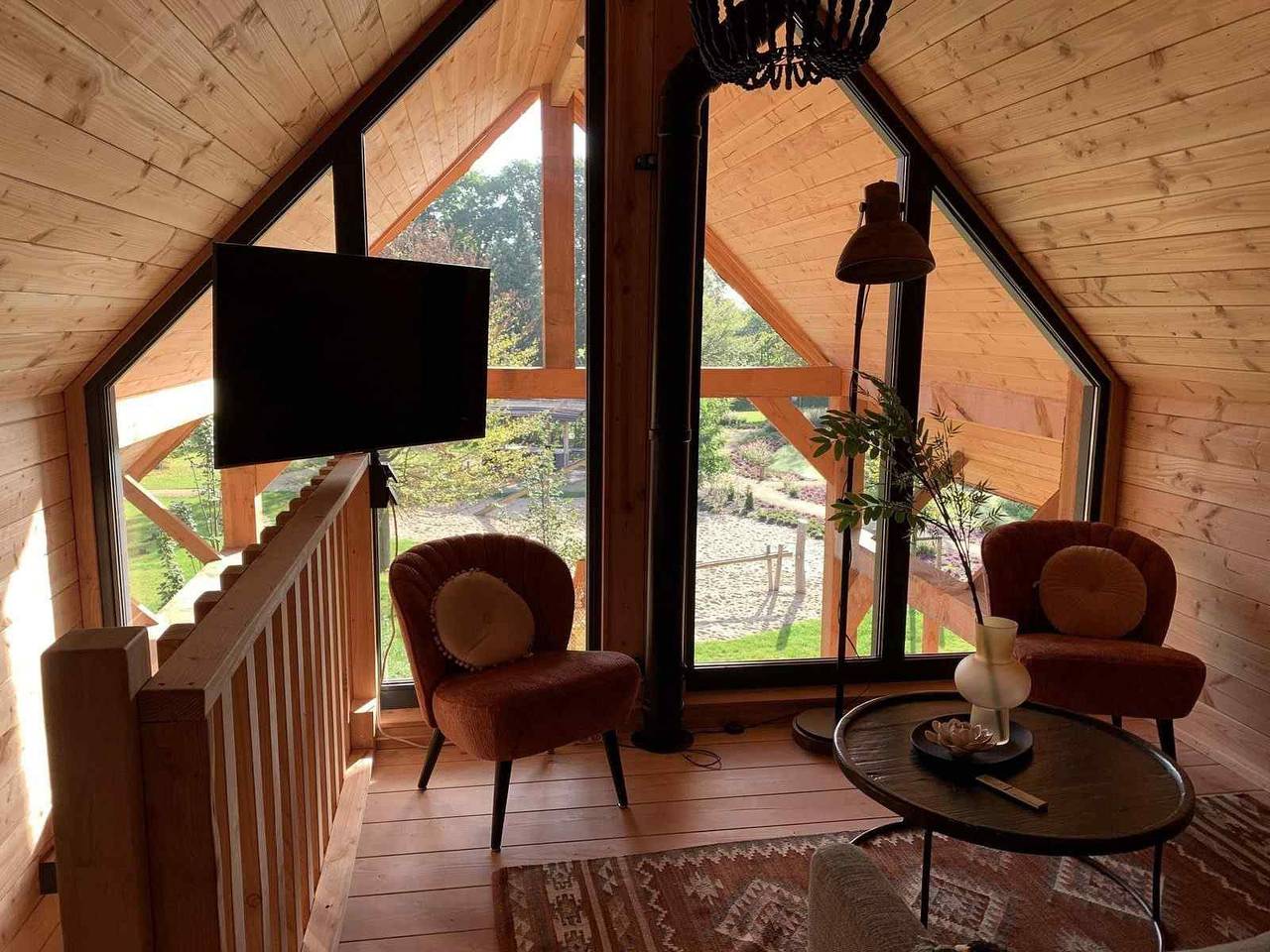 Luxuriöses 4-Personen-Ferienhaus auf Stelzen mit Außen Spa in Uden, Nordbrabant in Uden, Nordbrabant