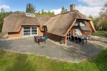 Ferienhaus für 8 Personen, mit Whirlpool und Terrasse sowie Sauna, mit Haustier auf Rømø