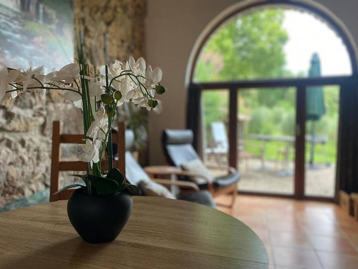 Gîte pour 2 personnes, avec vue ainsi que piscine et jardin, animaux acceptés à Robiac-Rochessadoule - 2