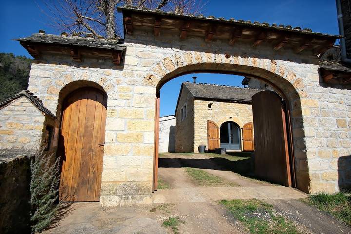 La Lauze de Marijoulet 2/4 personnes in Chanac, Région de Mende