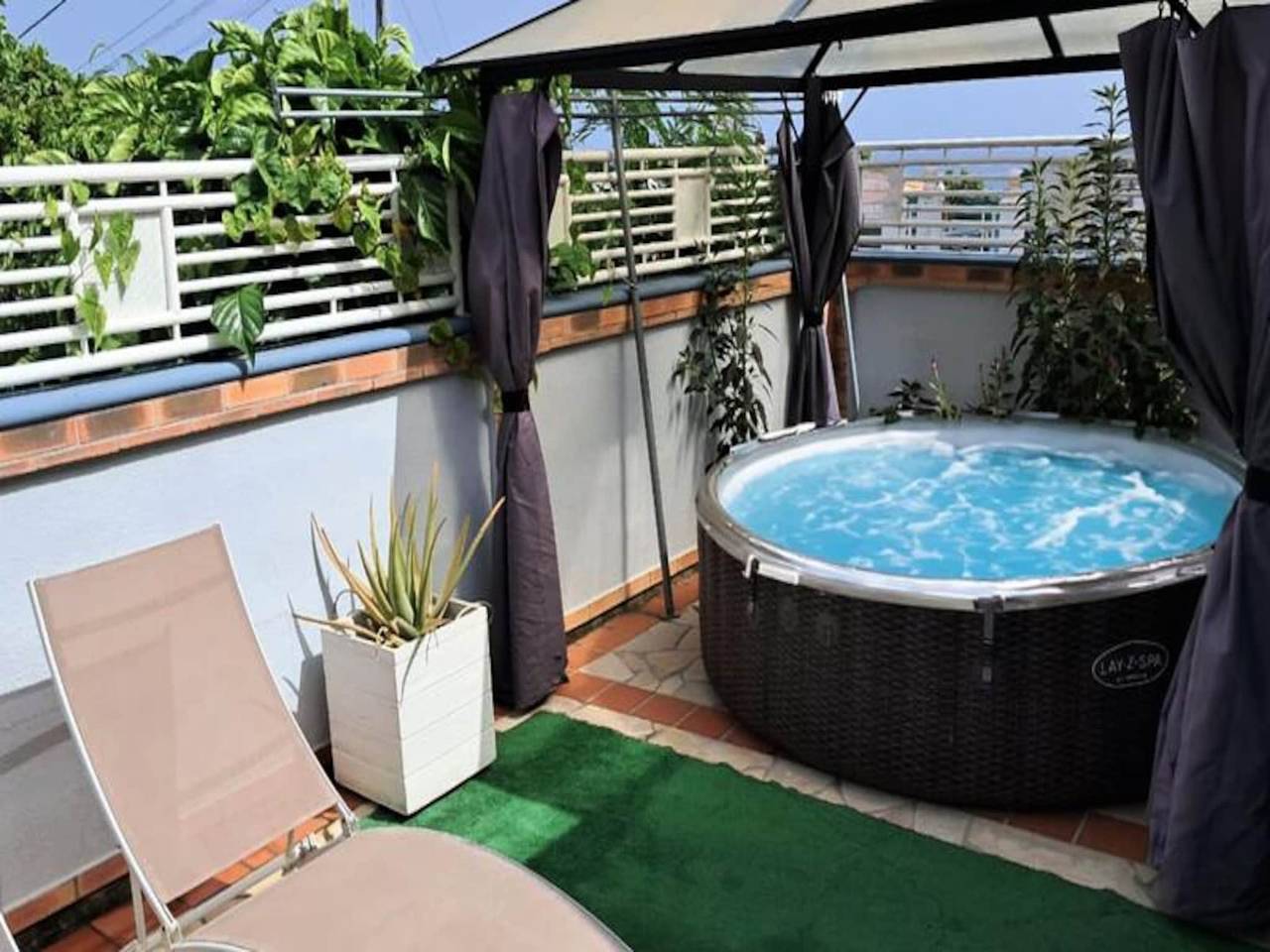 Apartamento entero, Casas y Villas para 14 Personas in Plage de Ferry, Deshaies