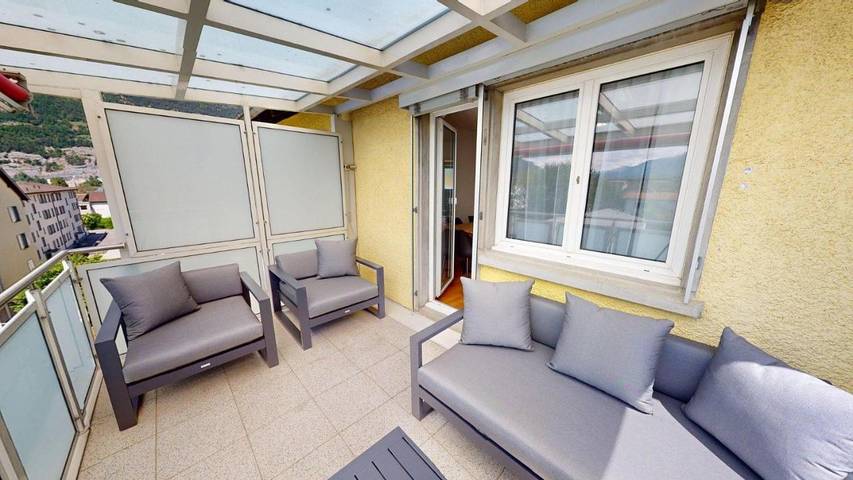 Gîte pour 7 personnes, avec Balcon ainsi que Terrasse et Vue à Coire - 2