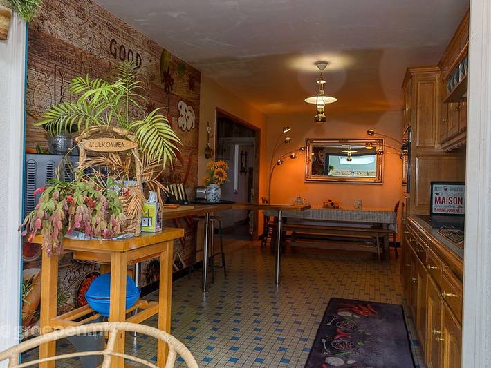 Location de vacances pour 10 personnes, avec terrasse et balcon/terrasse dans Bourguenolles - 2