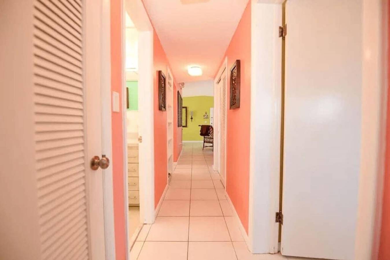 Holly's Hideout in Islamorada in Islamorada, Monroe County