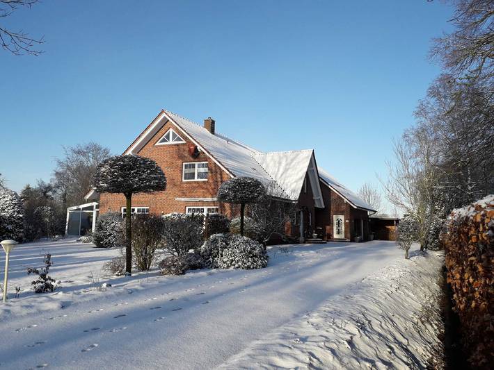 Ferienwohnung für 2 Personen, mit Garten und Ausblick, kinderfreundlich in Ihlow