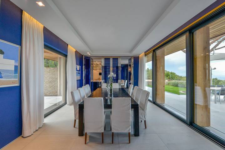 Ferienhaus für 16 Personen, mit Sauna und Terrasse sowie Garten in Saint-Tropez - 3