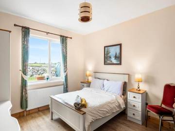 Holiday Rental for 12 People in Claremorris=Swinford Municipal District, Lough Mask, Photo 4