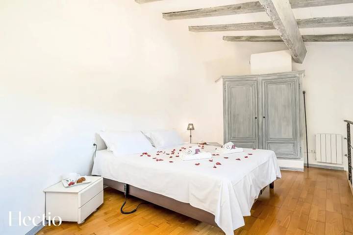 Location de vacances pour 2 personnes, avec jardin et piscine à Le Puy-Sainte-Réparade - 4