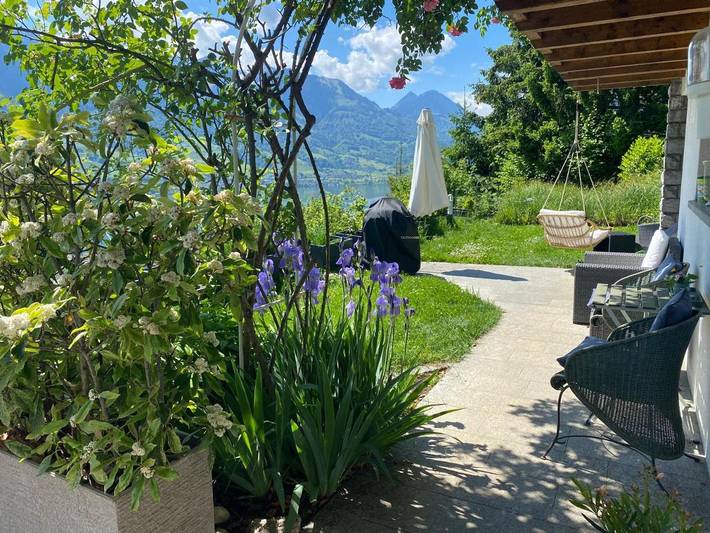 Apartamento de vacaciones para 5 personas, con jardín además de vistas al lago y vistas - 1
