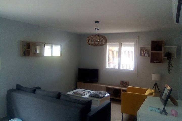 Location de vacances pour 6 personnes, avec terrasse et jardin à Saubusse - 4