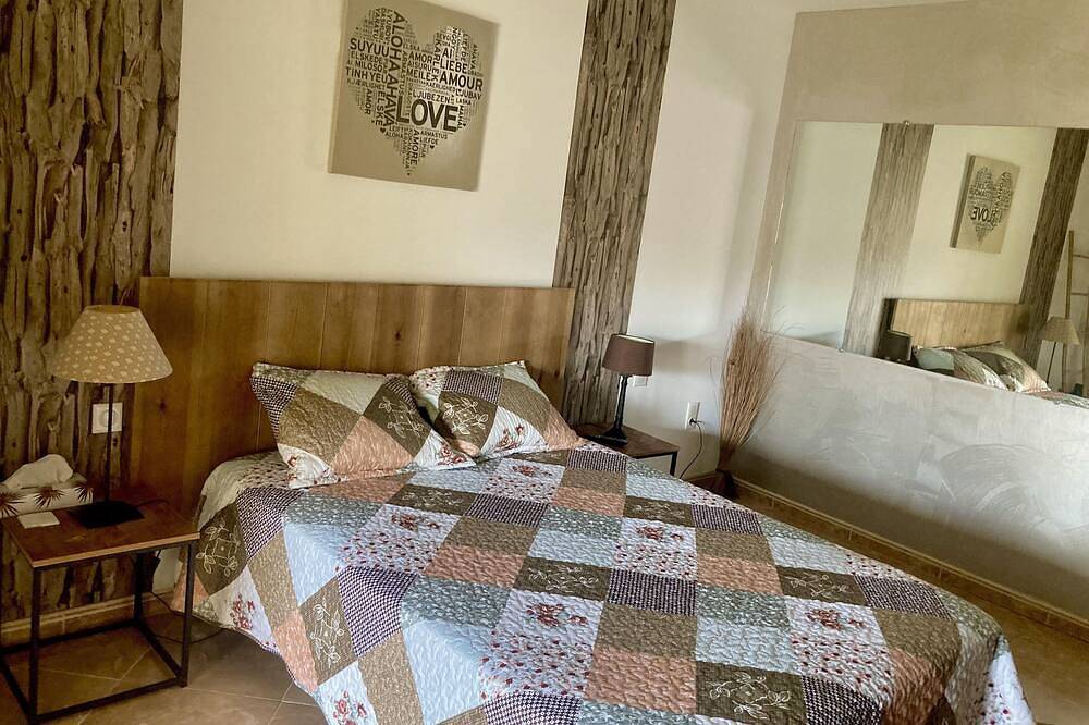 Magnificent house with heated pool 10 minutes from the beach in Florensac, Mittelmeerküste (Frankreich)