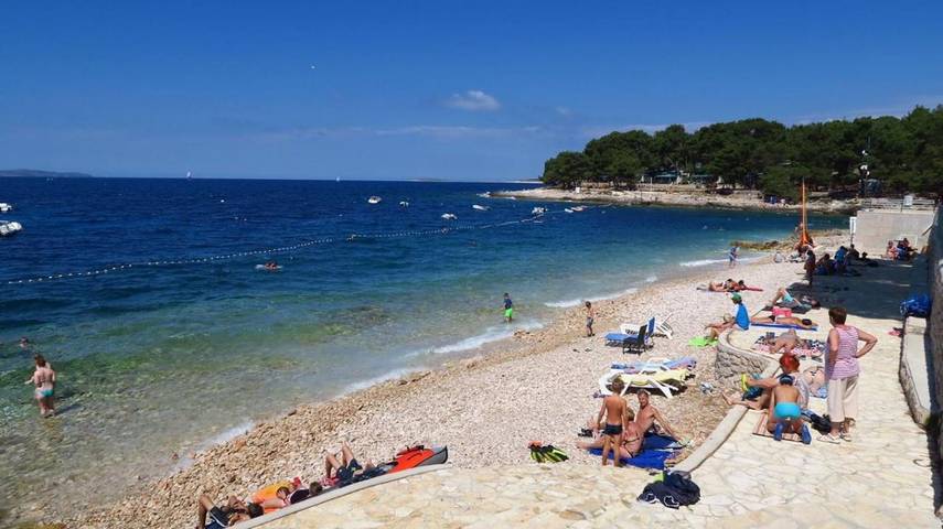 Tente pour 5 personnes, avec jardin ainsi que vue et piscine en Croatie - 3