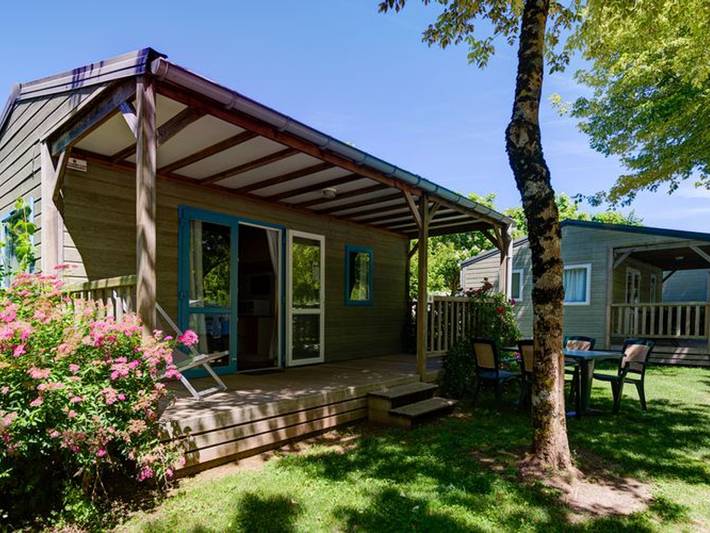 Chalet pour 5 personnes, avec terrasse et piscine - 1