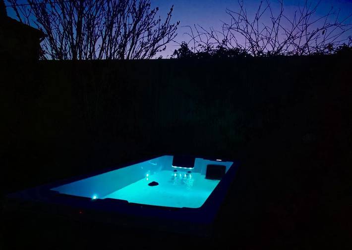 Chambre d’hôte pour 2 personnes, avec jacuzzi et jardin à Pexiora