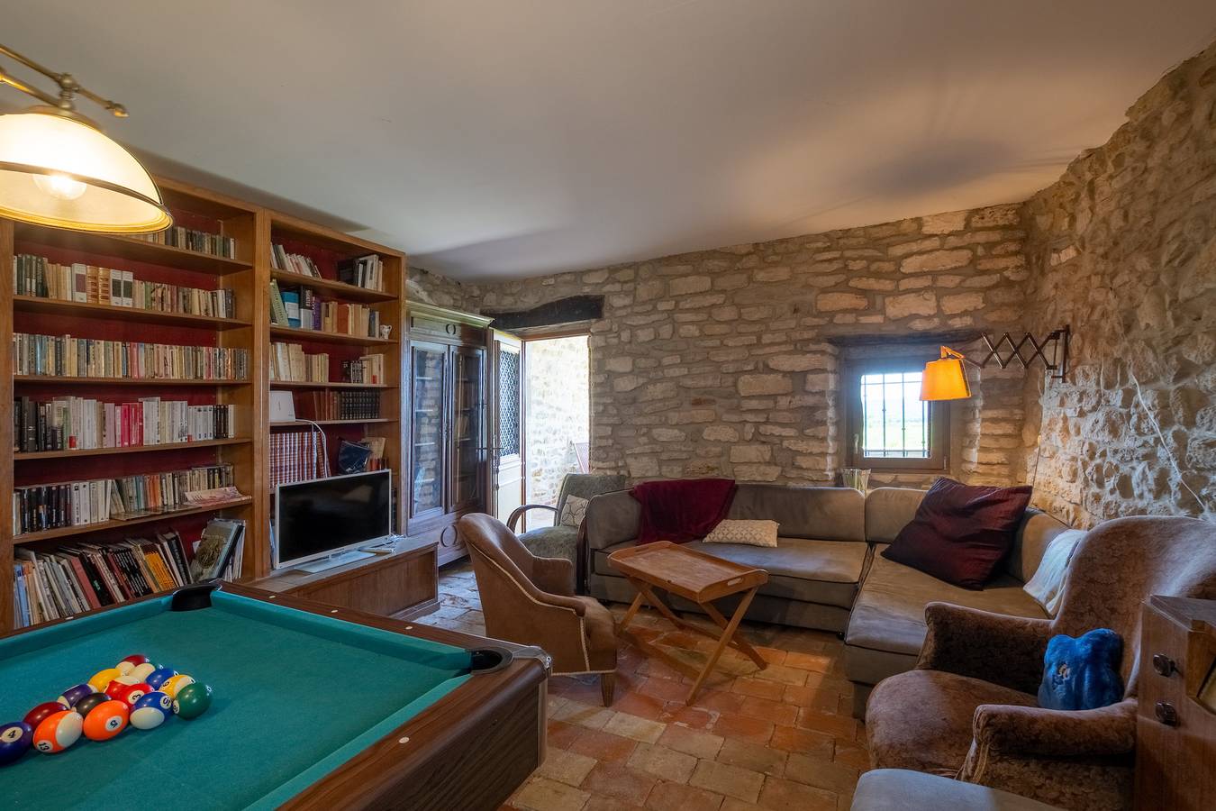 Maison de vacances 'Gîte L'olivier Au Mas Dujau' avec piscine partagée, terrasse privée et Wi-Fi in Saint-Sauveur-de-Cruzières, Ardèche