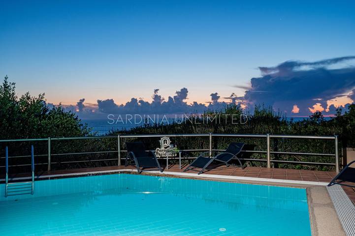 Villa für 5 Personen, mit Balkon und Pool sowie Garten auf Sardinien - 3