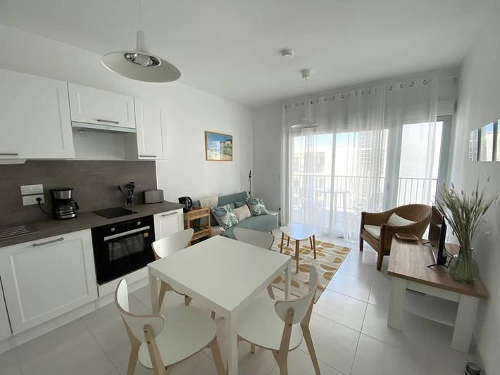 Gîte pour 3 personnes, avec terrasse dans Plage de la Grande Conche