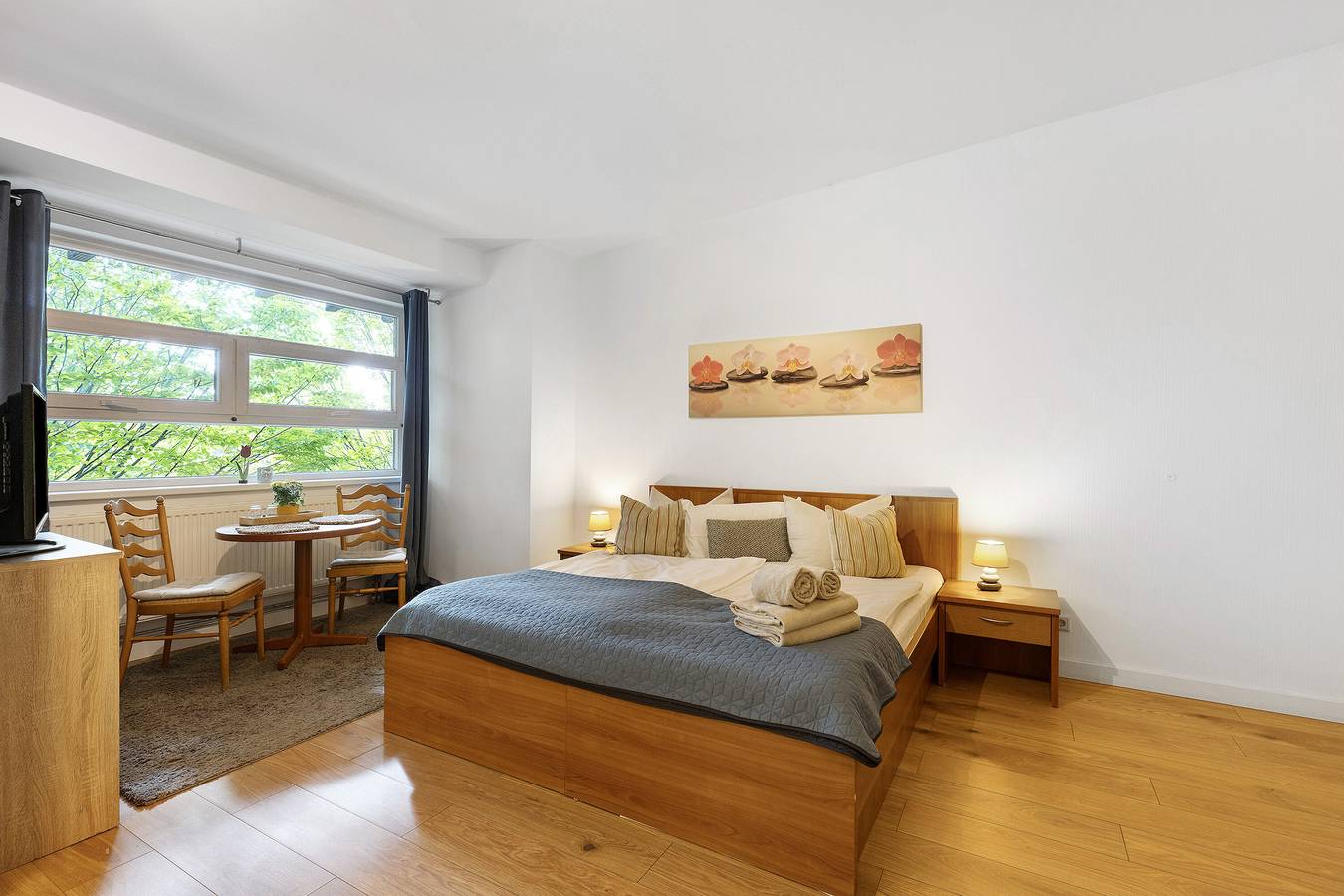 Estudio entero, Apartamento en el hotel 'Albrechtshof Premium Zimmer 1' con terraza compartida y wifi in Potsdam, Mittelmark