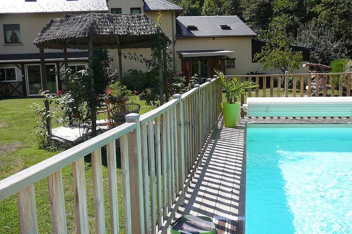 Location de vacances pour 4 personnes, avec Terrasse et Jardin à Saint-Chély-d'Aubrac