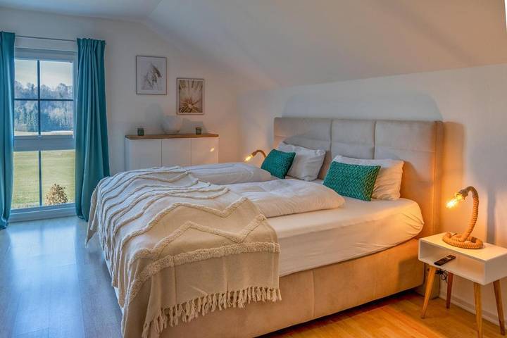 Gîte pour 5 personnes, avec vue ainsi que jardin et sauna, animaux acceptés dans Berg Am Starnberger See - 4